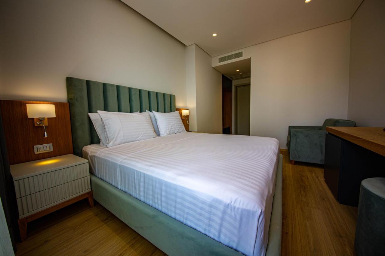 El Primero Hotel Sarande Ngoại thất bức ảnh